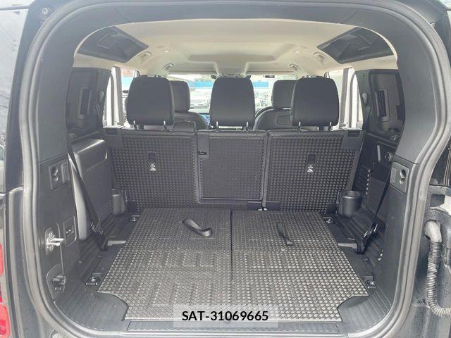 ROVER DEFENDER 2021-03 4372720-11