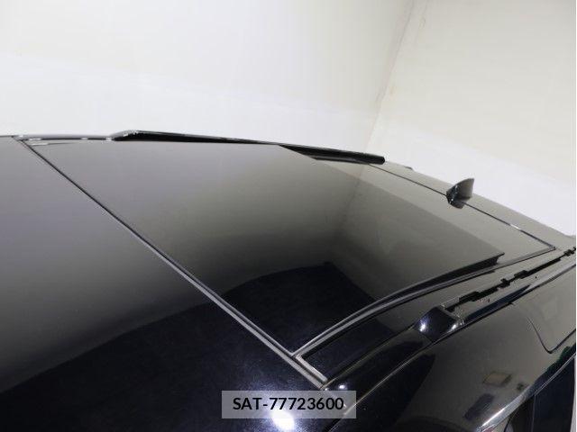 ROVER DEFENDER 2023-10 4600969-12