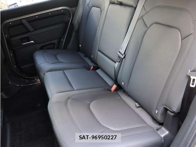 ROVER DEFENDER 2025-09 4981442-13