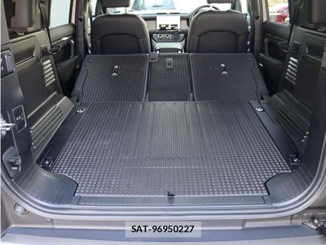 ROVER DEFENDER 2025-09 4981442-16