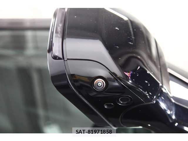 ROVER DEFENDER 2023-03 4981479-9