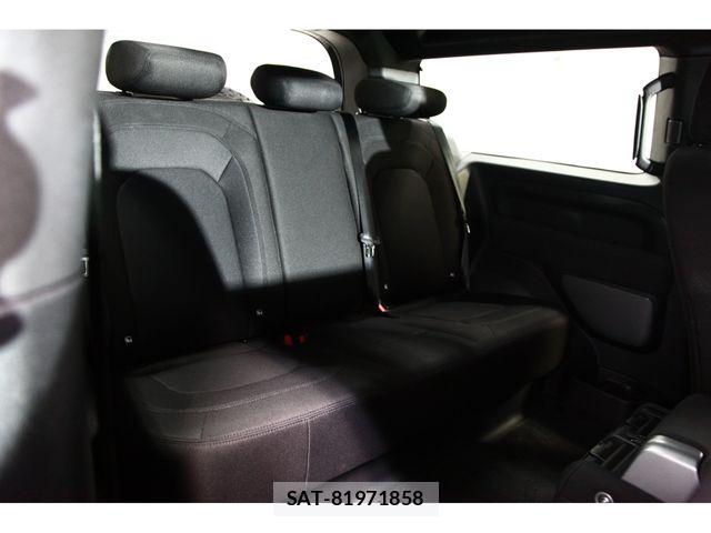 ROVER DEFENDER 2023-03 4981479-17