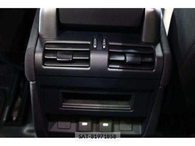 ROVER DEFENDER 2023-03 4981479-27