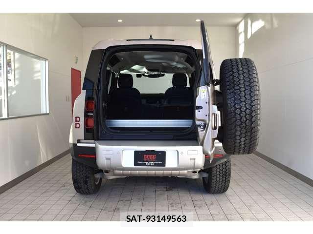 ROVER DEFENDER 2023-10 5877725-15