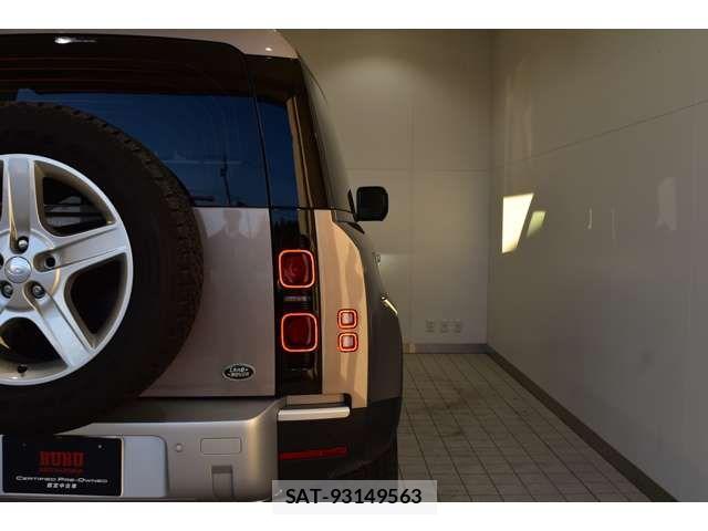 ROVER DEFENDER 2023-10 5877725-19