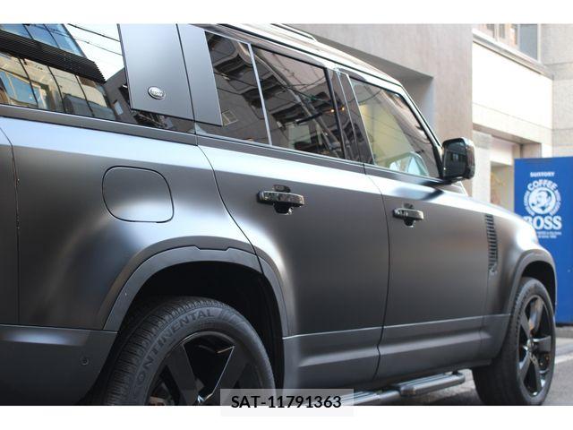 ROVER DEFENDER 2023-11 5877667-9