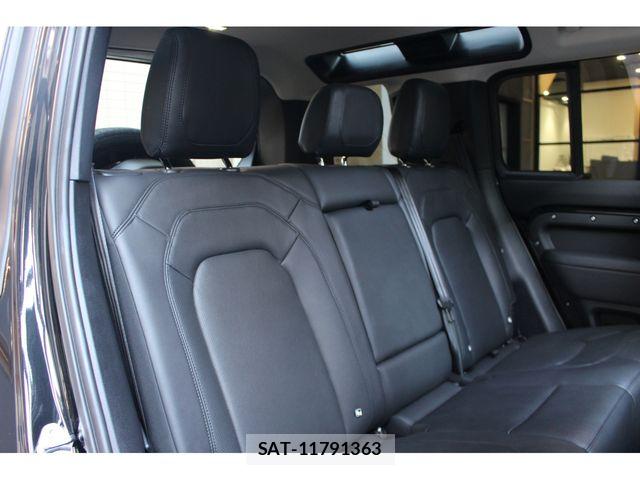 ROVER DEFENDER 2023-11 5877667-26