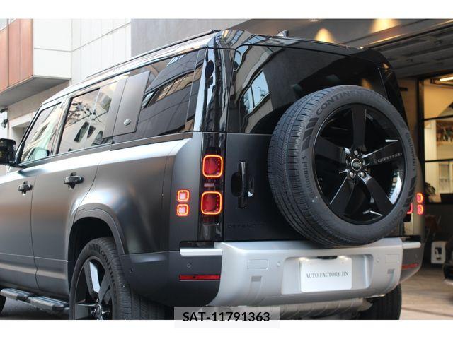 ROVER DEFENDER 2023-11 5877667-8