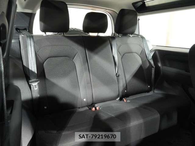 ROVER DEFENDER 2023-03 5877728-16