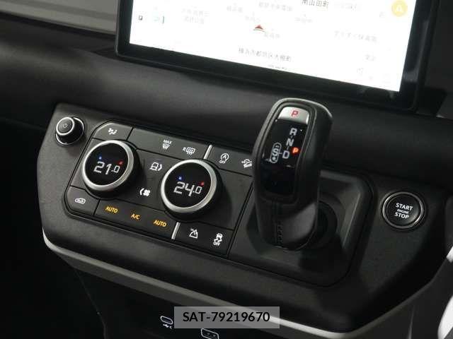 ROVER DEFENDER 2023-03 5877728-17