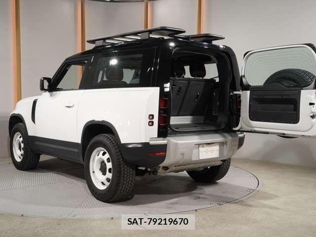 ROVER DEFENDER 2023-03 5877728-5