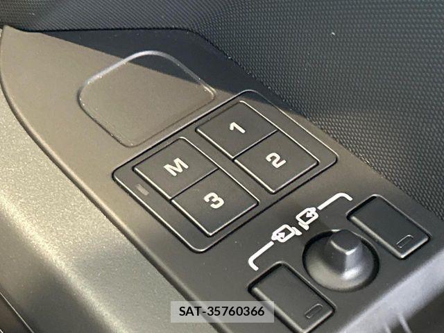 ROVER DEFENDER 2023-07 5877696-16