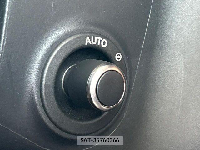 ROVER DEFENDER 2023-07 5877696-19