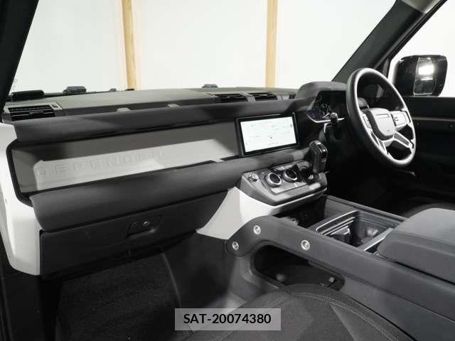 ROVER DEFENDER 2023-03 5877719-12