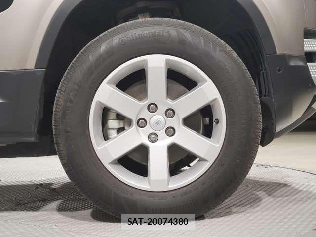 ROVER DEFENDER 2023-03 5877719-3