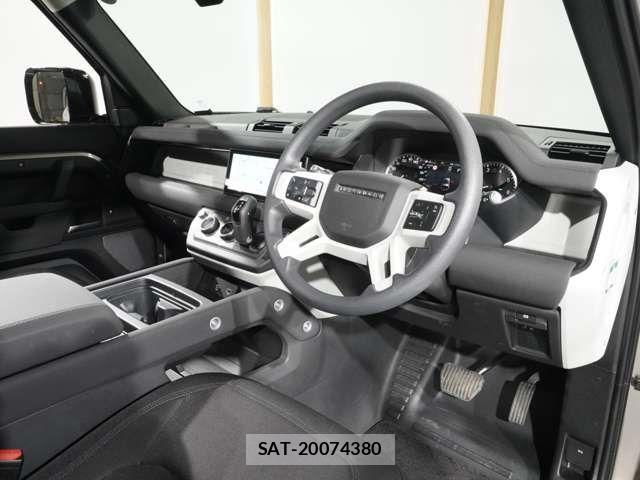 ROVER DEFENDER 2023-03 5877719-7