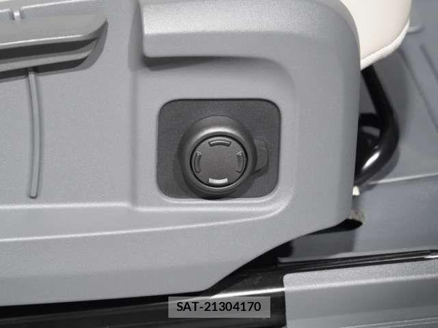 ROVER DEFENDER 2026-01 5877706-14