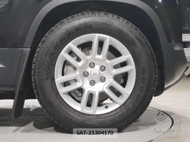 ROVER DEFENDER 2026-01 5877706-7