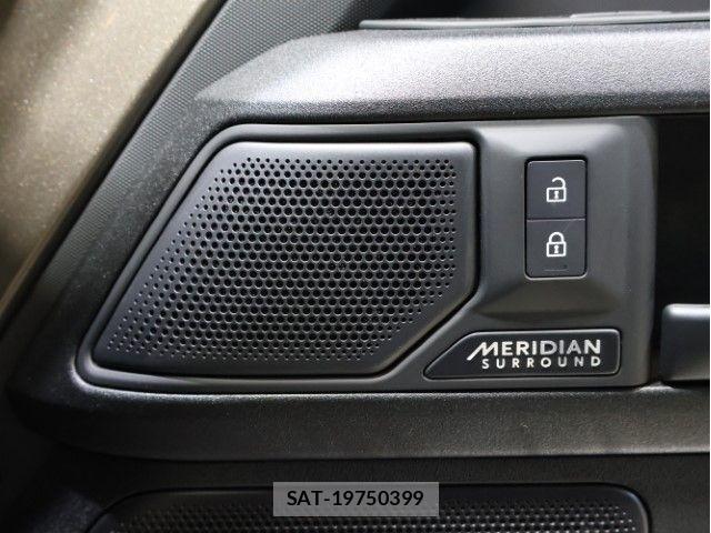 ROVER DEFENDER 2025-05 5877665-27