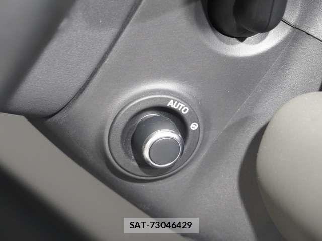 ROVER DEFENDER 2021-03 5877716-15