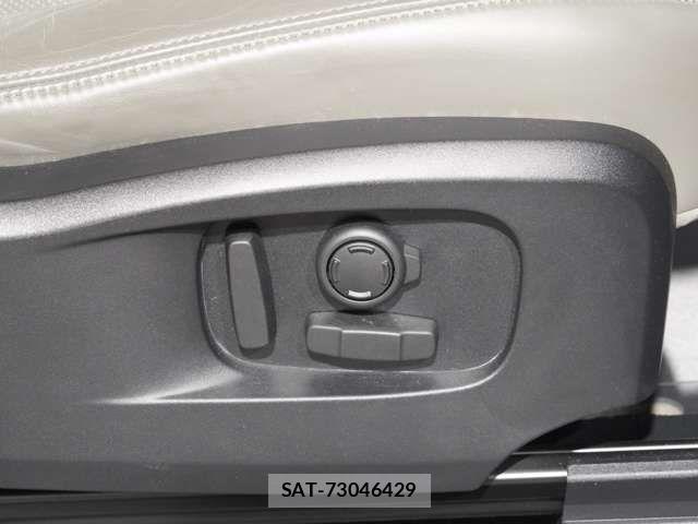 ROVER DEFENDER 2021-03 5877716-19
