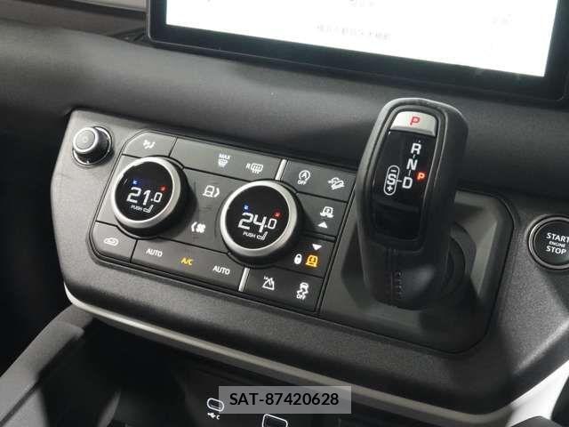 ROVER DEFENDER 2023-02 5877726-19