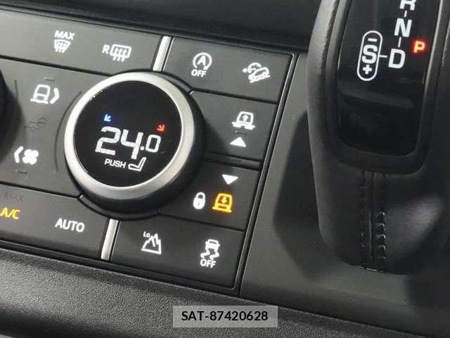 ROVER DEFENDER 2023-02 5877726-3