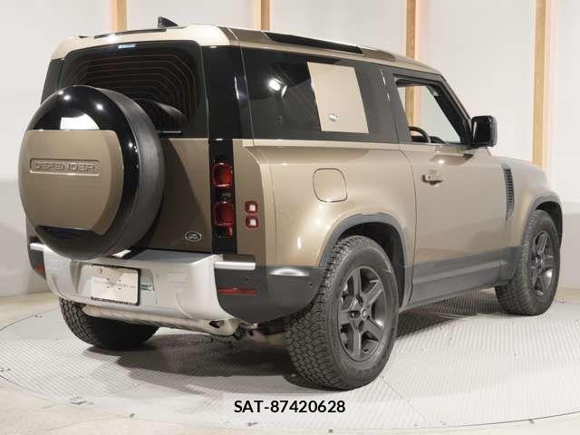 ROVER DEFENDER 2023-02 5877726-6