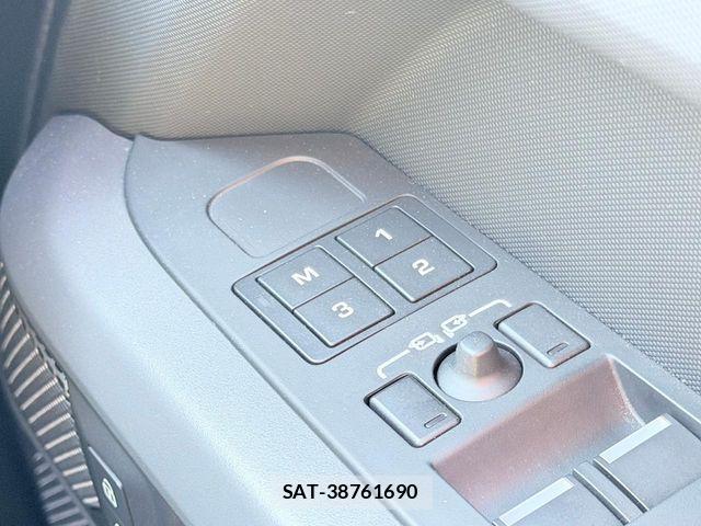 ROVER DEFENDER 2023-03 6017638-13