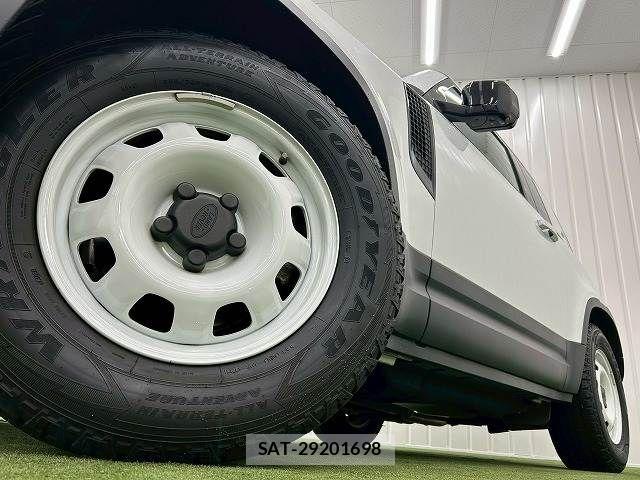 ROVER DEFENDER 2021-09 6017646-18