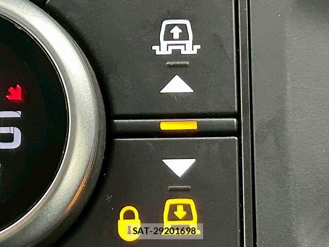 ROVER DEFENDER 2021-09 6017646-4
