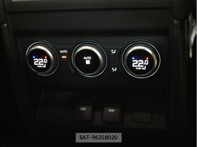 ROVER DEFENDER 2023-11 6265765-27