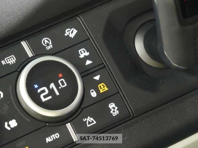 ROVER DEFENDER 2023-08 6306293-2