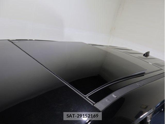 ROVER DEFENDER 2024-01 6677861-12