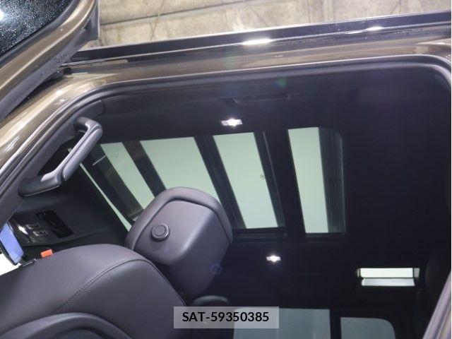 ROVER DEFENDER 2023-12 6677859-14