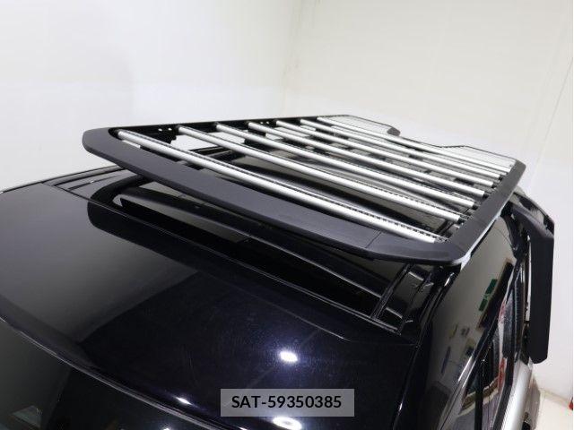 ROVER DEFENDER 2023-12 6677859-15