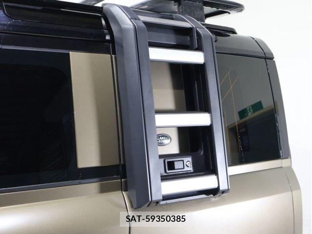 ROVER DEFENDER 2023-12 6677859-16