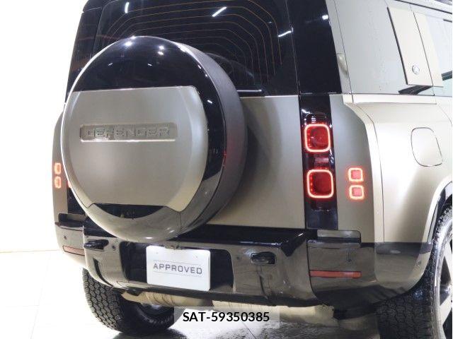 ROVER DEFENDER 2023-12 6677859-17