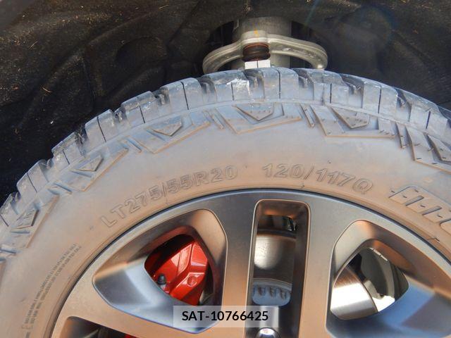 ROVER DEFENDER 2022-06 6753149-11