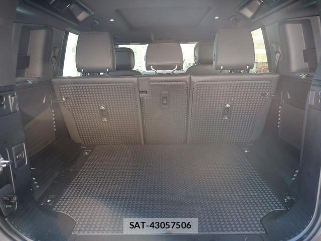 ROVER DEFENDER 2024-02 6753150-14