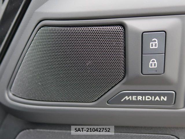 ROVER DEFENDER 2025-09 6912256-9