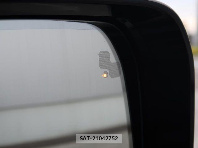 ROVER DEFENDER 2025-09 6912256-15
