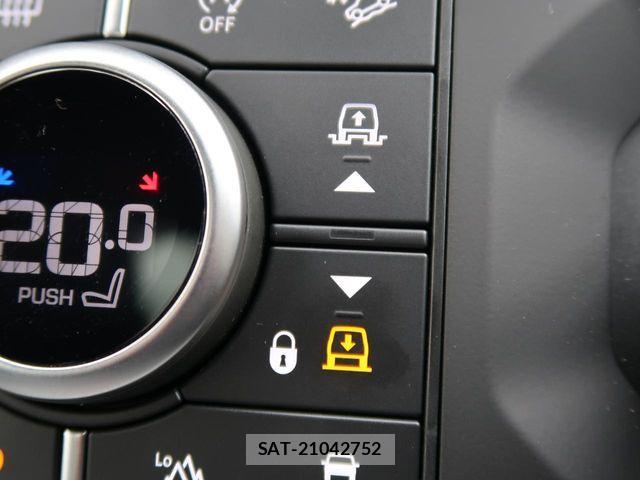 ROVER DEFENDER 2025-09 6912256-6