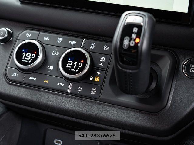 ROVER DEFENDER 2024-10 7021459-12