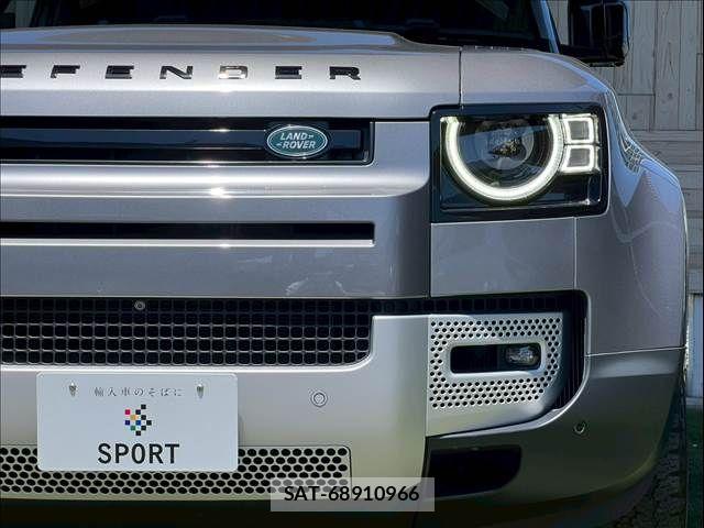 ROVER DEFENDER 2021-06 7021457-19