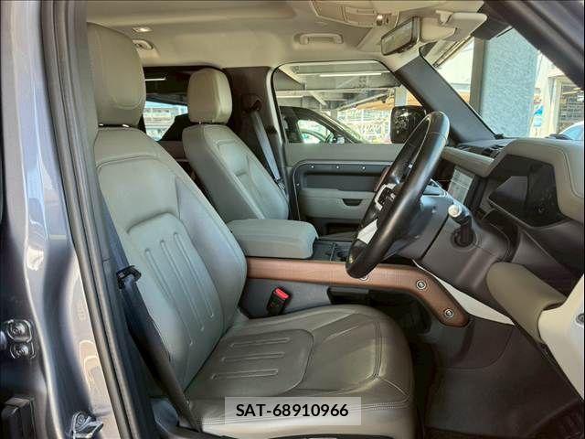 ROVER DEFENDER 2021-06 7021457-5