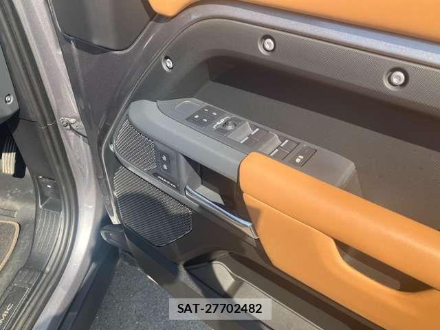 ROVER DEFENDER 2023-05 7060549-9