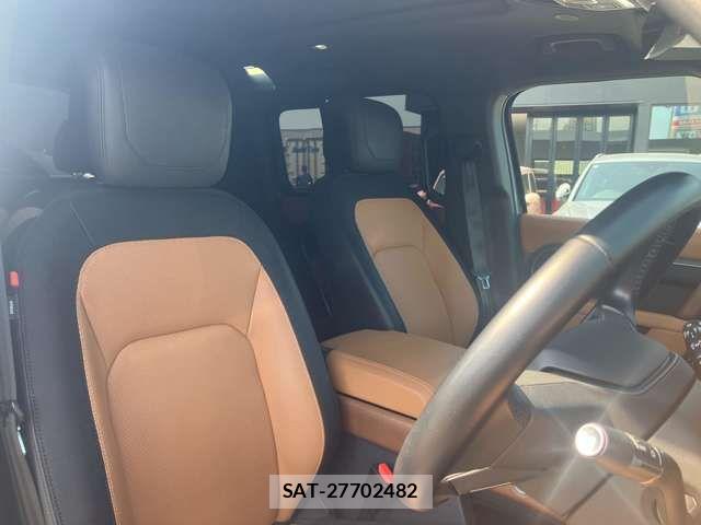 ROVER DEFENDER 2023-05 7060549-13