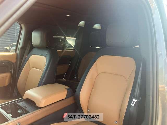 ROVER DEFENDER 2023-05 7060549-17