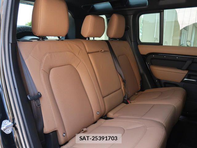 ROVER DEFENDER 2025-09 7216542-15
